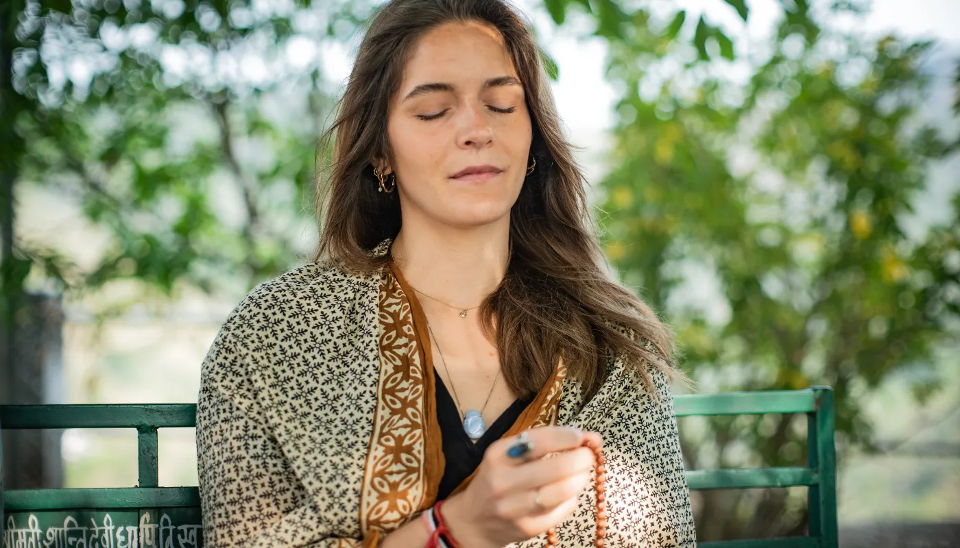 Mind Over Mat: How Yoga Supercharges Brain Connectivity. Unlocking the Neurological Power of Movement, Breath & Mindfulness