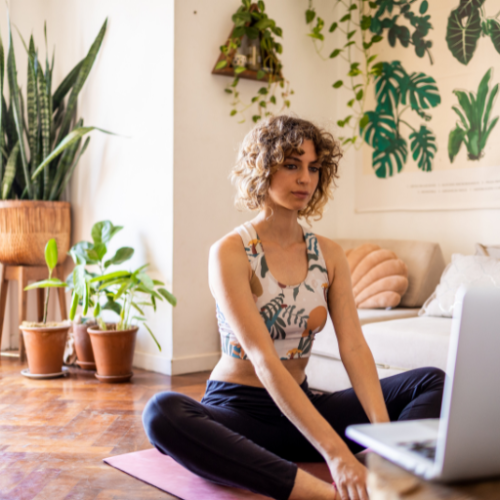 Online Yoga Subscription vs YouTube Yoga: Which is Better?
