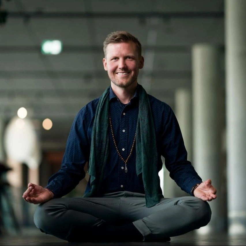 Yoga for Busy Professionals: How Online Classes Help